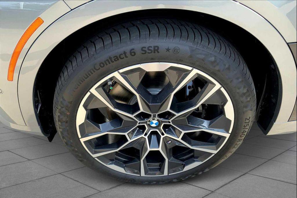 new 2026 BMW X7 car, priced at $120,955
