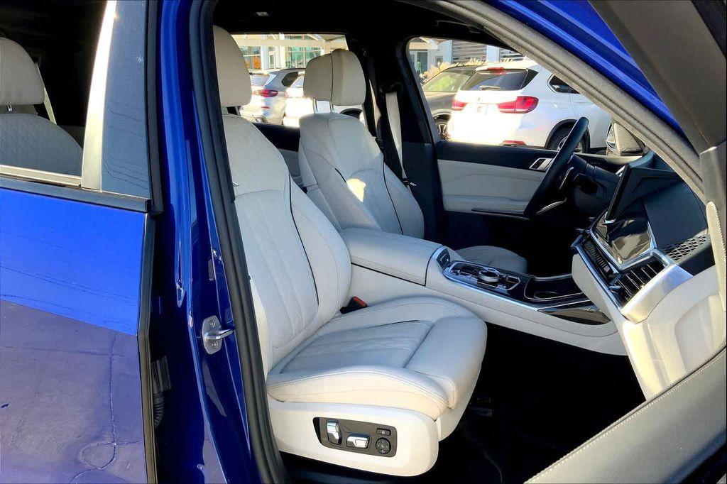 used 2024 BMW X7 car, priced at $89,990