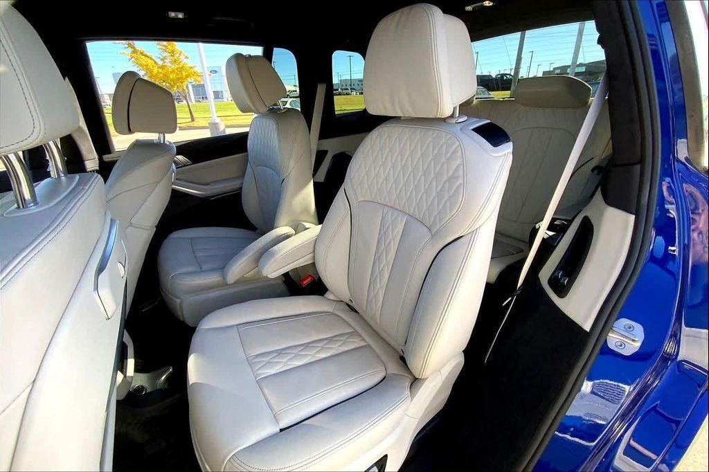 used 2024 BMW X7 car, priced at $89,990