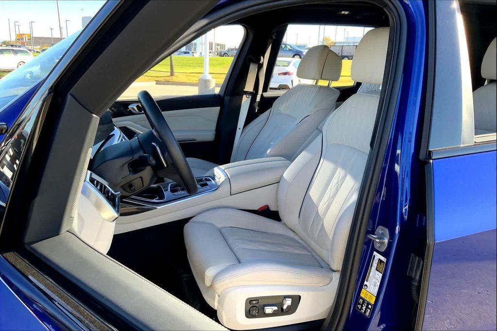 used 2024 BMW X7 car, priced at $89,990