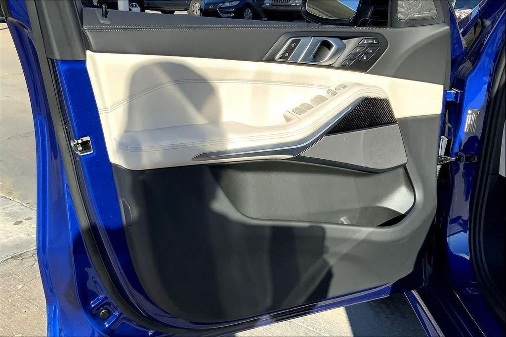 used 2024 BMW X7 car, priced at $89,990