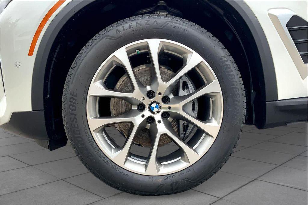 new 2025 BMW X5 car, priced at $61,974