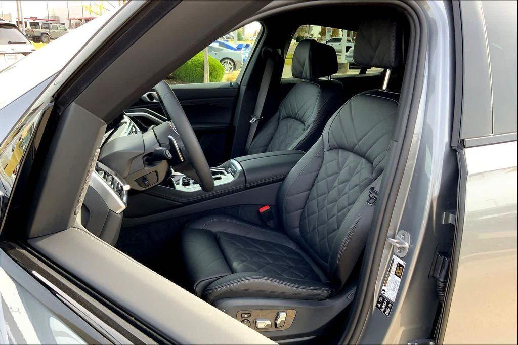 new 2026 BMW X6 car, priced at $89,250