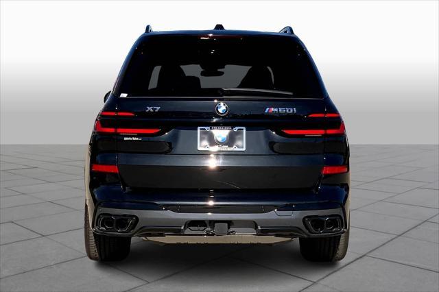 new 2025 BMW X7 car, priced at $121,120