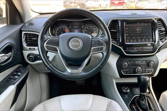 used 2019 Jeep Cherokee car, priced at $17,404