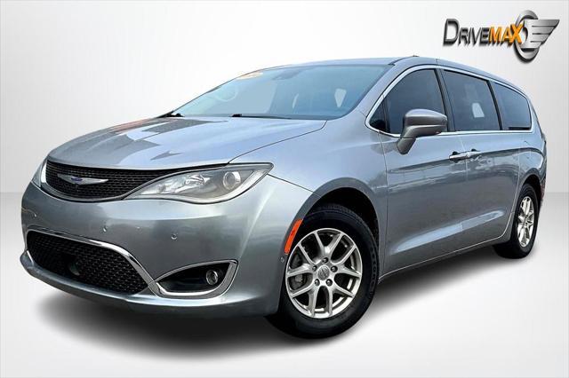 used 2020 Chrysler Pacifica car, priced at $18,292