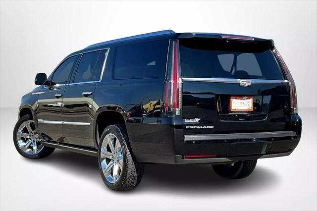 used 2018 Cadillac Escalade ESV car, priced at $32,302