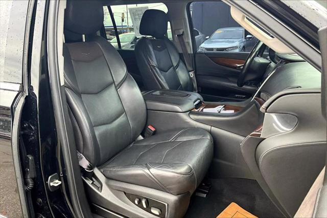 used 2015 Cadillac Escalade ESV car, priced at $24,355