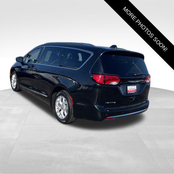 used 2020 Chrysler Pacifica car, priced at $23,997