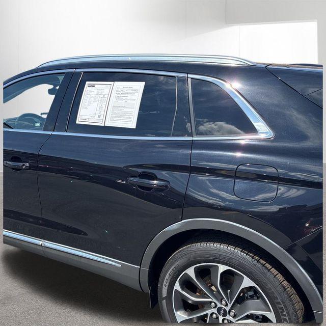 used 2021 Lincoln Nautilus car, priced at $32,317