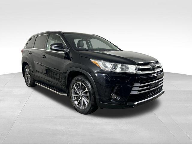 used 2019 Toyota Highlander car, priced at $23,740