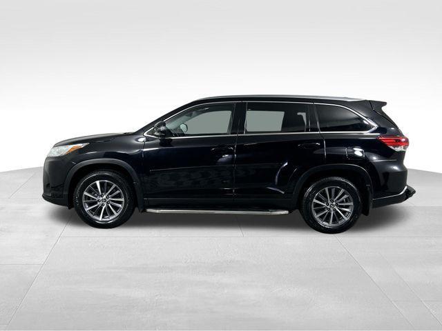 used 2019 Toyota Highlander car, priced at $23,740