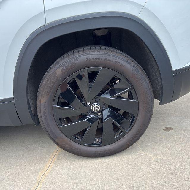 used 2024 Volkswagen Atlas Cross Sport car, priced at $36,061