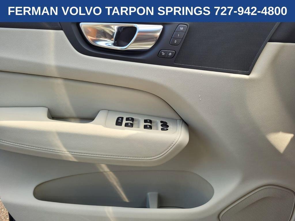 new 2025 Volvo XC60 car, priced at $55,725