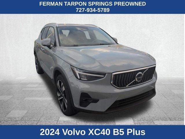used 2024 Volvo XC40 car, priced at $35,677
