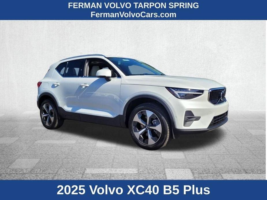 new 2025 Volvo XC40 car, priced at $48,315