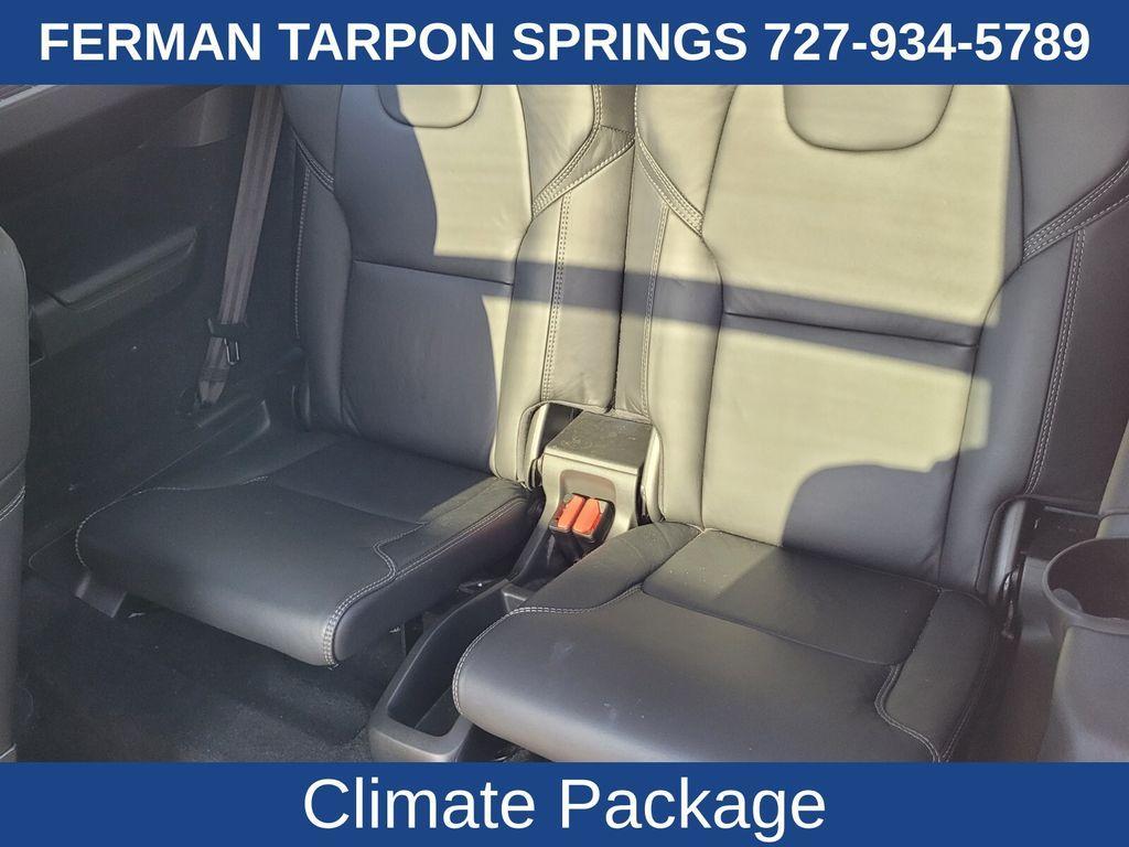 used 2022 Volvo XC90 car, priced at $38,951