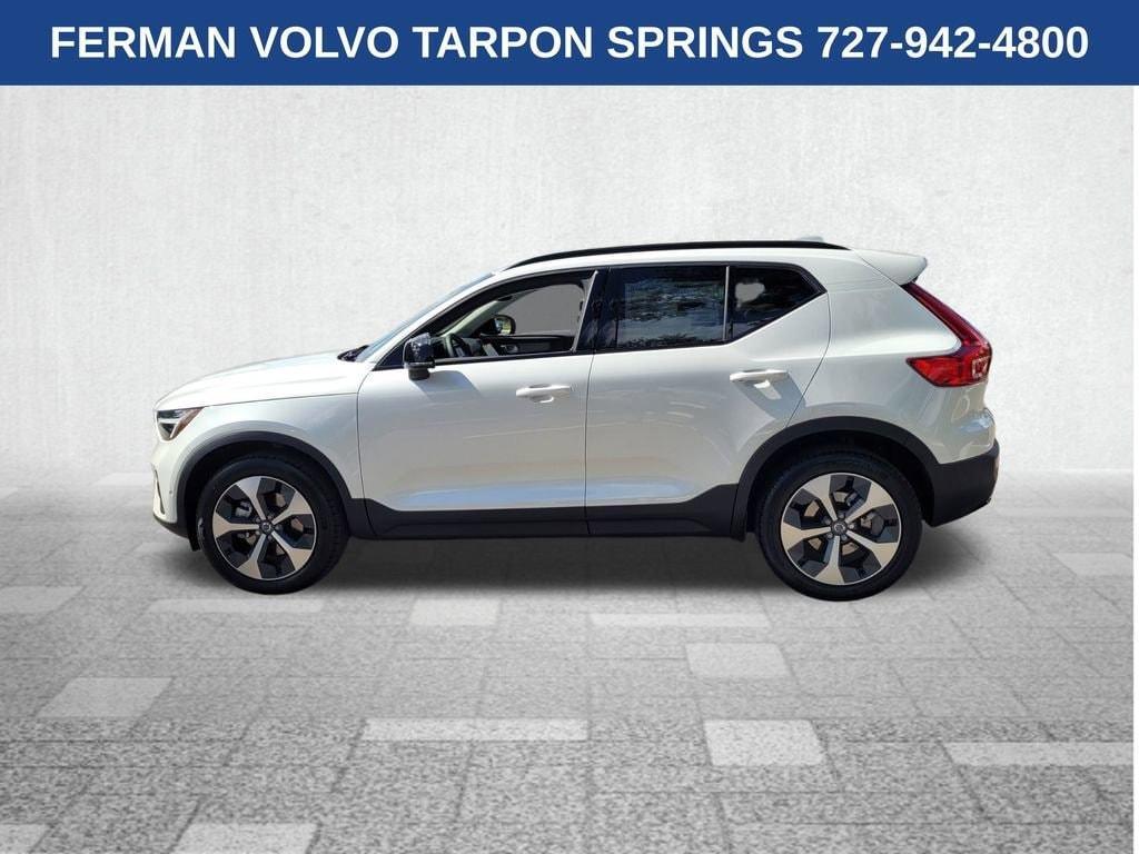 new 2026 Volvo XC40 car