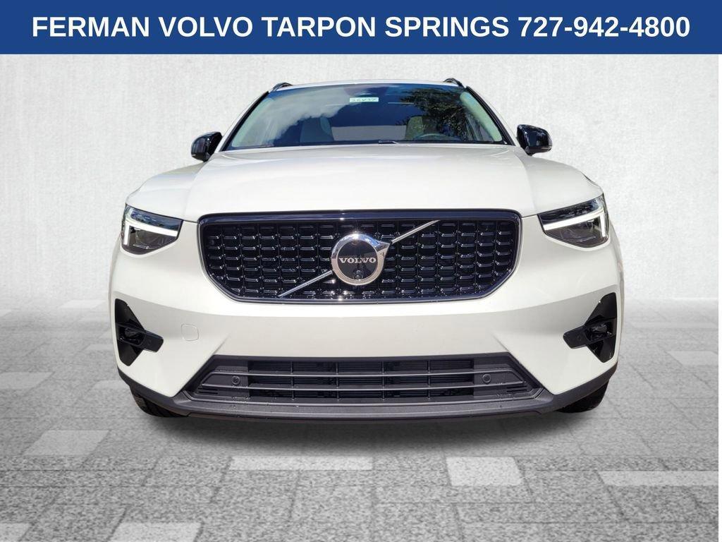 new 2026 Volvo XC40 car