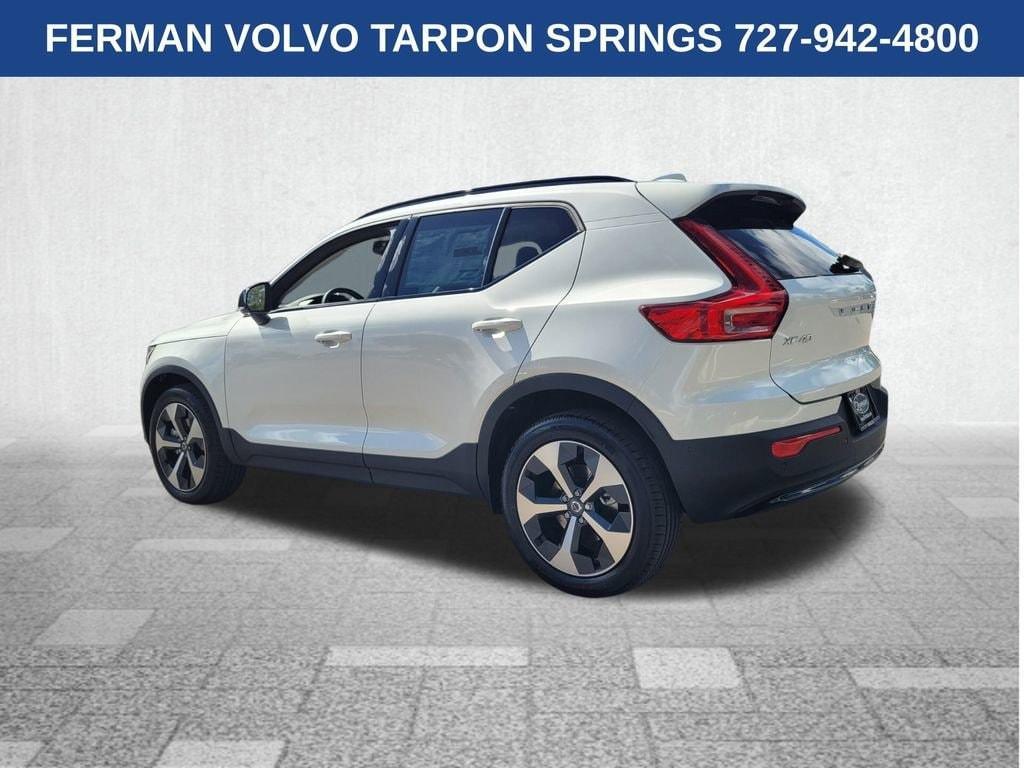 new 2026 Volvo XC40 car