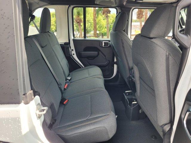 new 2025 Jeep Wrangler car, priced at $44,985