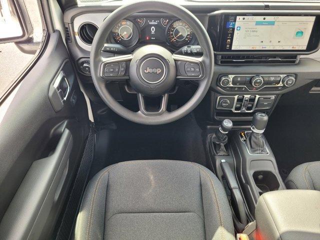 new 2025 Jeep Wrangler car, priced at $44,985