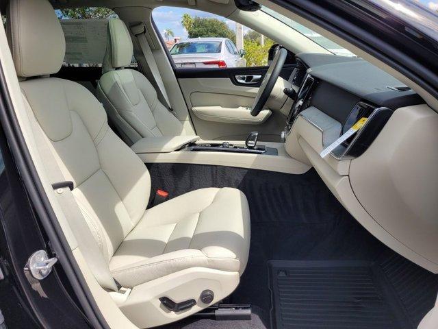 new 2025 Volvo XC60 car, priced at $54,975