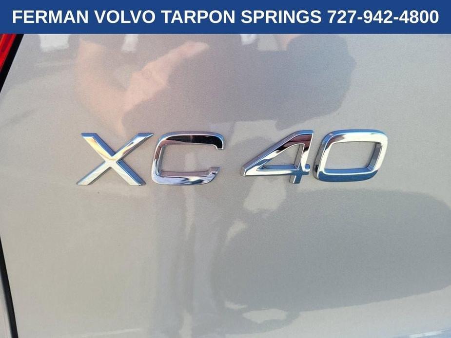 new 2025 Volvo XC40 car, priced at $43,665