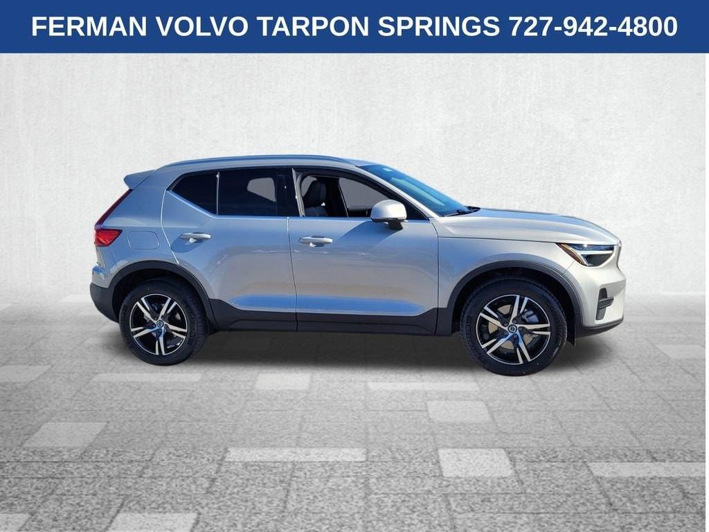 new 2025 Volvo XC40 car, priced at $43,665