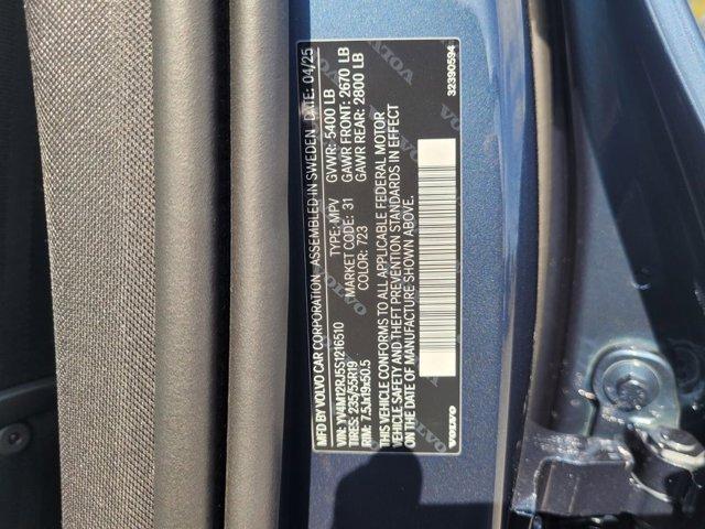 new 2025 Volvo XC60 car, priced at $49,895