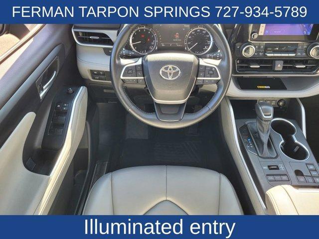 used 2023 Toyota Highlander car, priced at $36,000