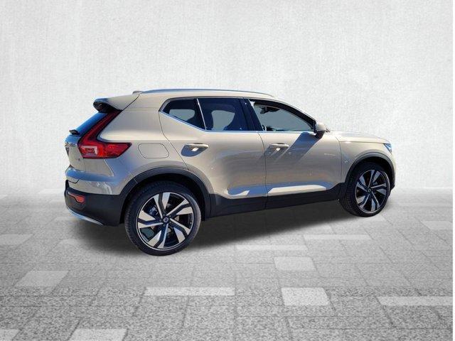 new 2025 Volvo XC40 car, priced at $51,000