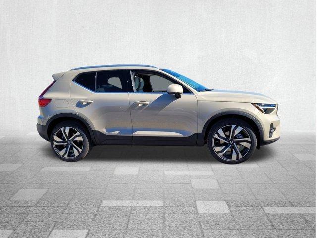 new 2025 Volvo XC40 car, priced at $51,000