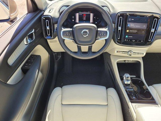 new 2025 Volvo XC40 car, priced at $51,000