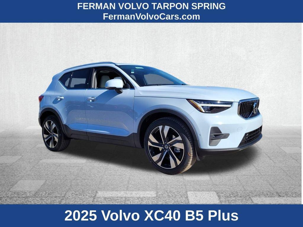 new 2025 Volvo XC40 car, priced at $48,620