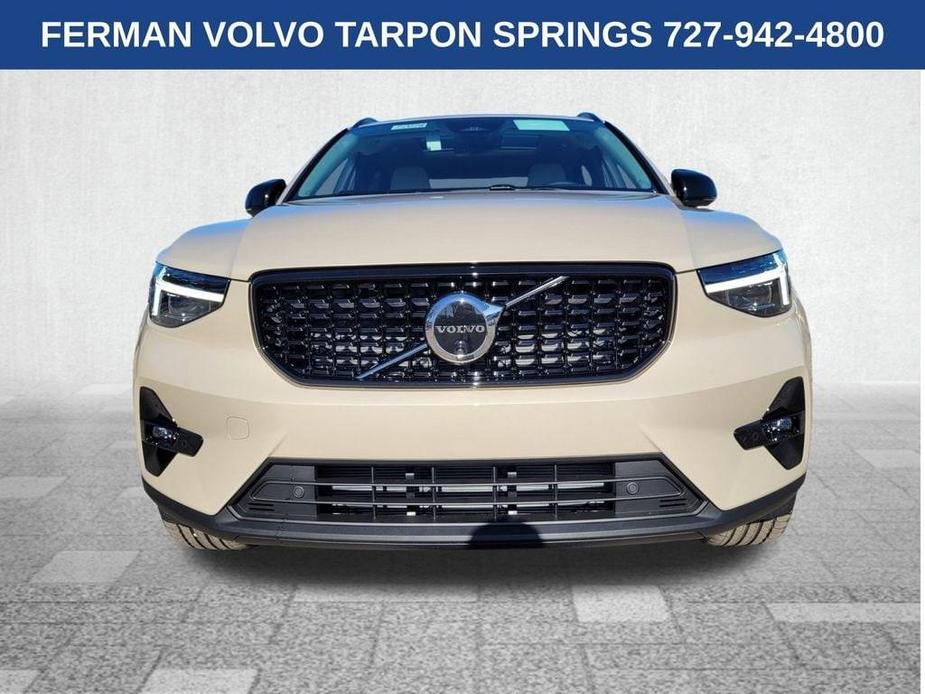 new 2025 Volvo XC40 car, priced at $47,145