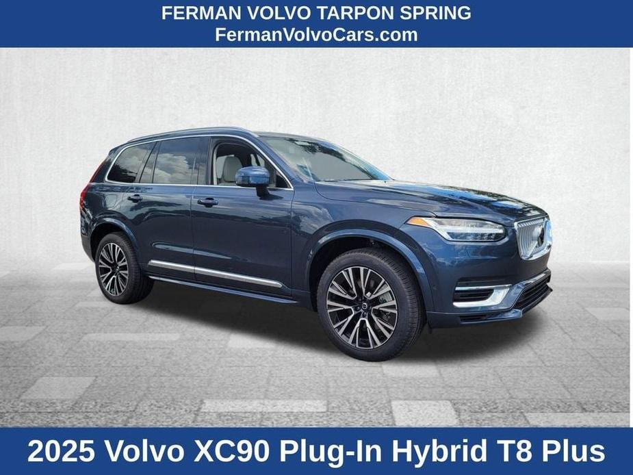 new 2025 Volvo XC90 car