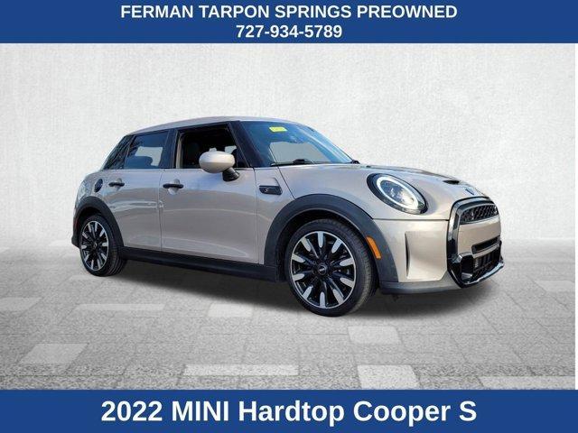 used 2022 MINI Hardtop car, priced at $20,500