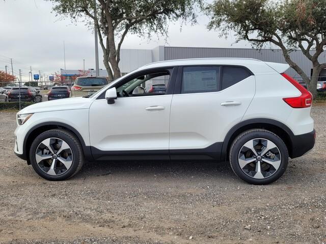 new 2025 Volvo XC40 car, priced at $44,845