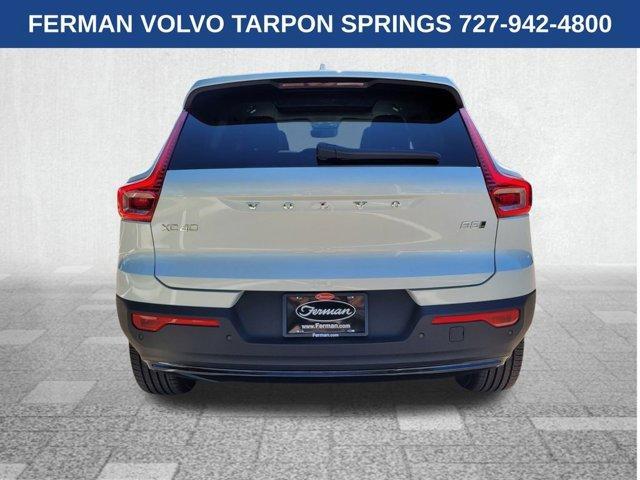 new 2026 Volvo XC40 car
