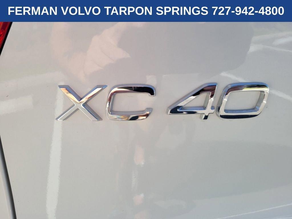 new 2026 Volvo XC40 car
