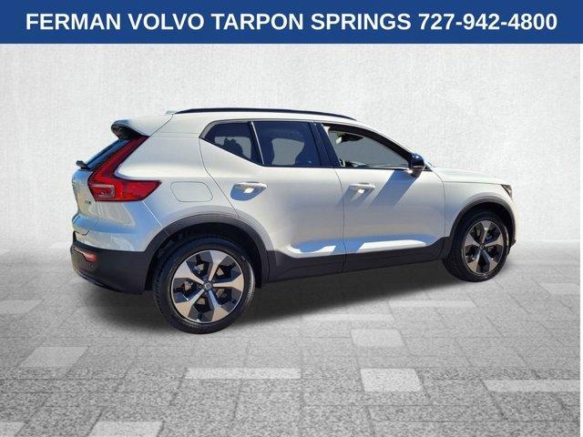 new 2026 Volvo XC40 car