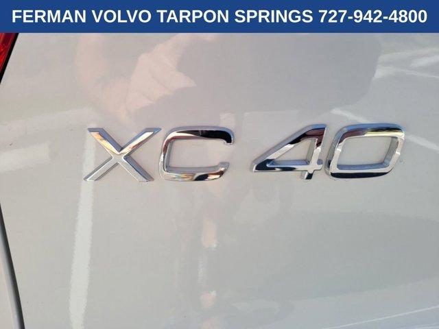 new 2026 Volvo XC40 car
