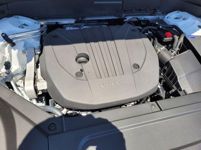 new 2025 Volvo XC90 car, priced at $61,045