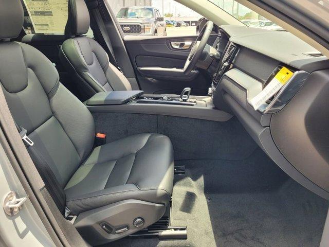 new 2025 Volvo XC60 car, priced at $49,895