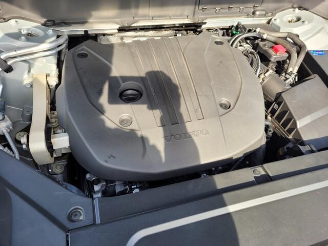 used 2024 Volvo XC90 car, priced at $40,975