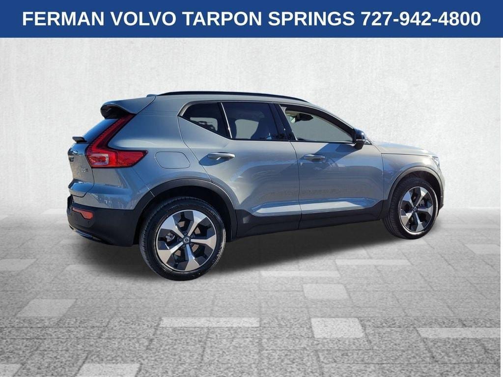 new 2025 Volvo XC40 car, priced at $47,145