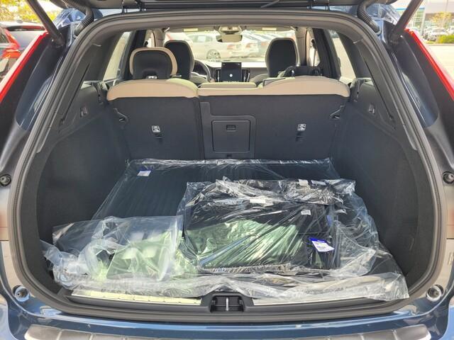 new 2026 Volvo XC60 car, priced at $57,985