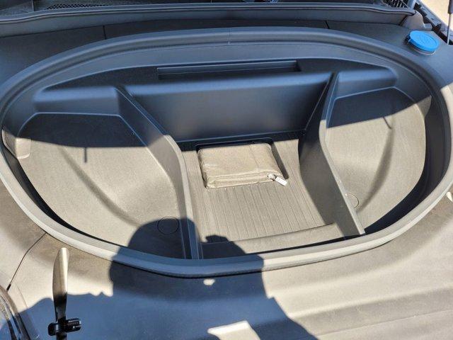 new 2025 Volvo EX90 car, priced at $85,640