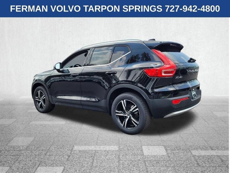 new 2025 Volvo XC40 car, priced at $43,665